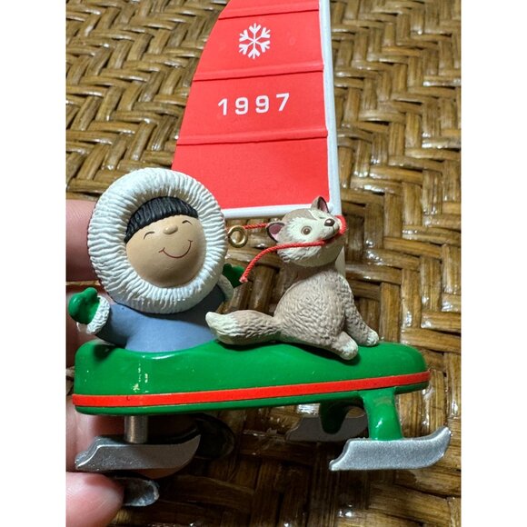 Hallmark 2014 Frosty Friends / Ed Seale Eskimo In Boats Ornaments - Picture 3 of 8